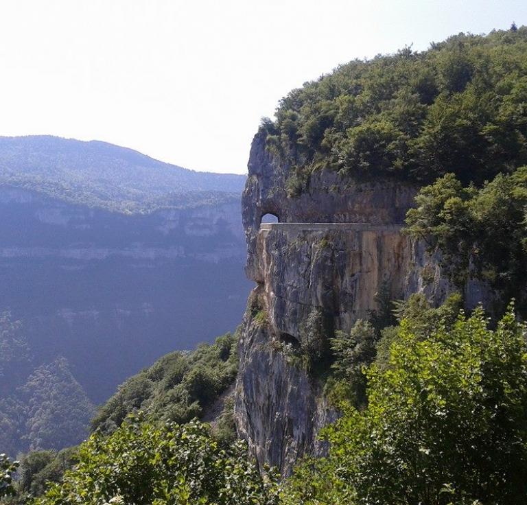 Combe Laval falaise